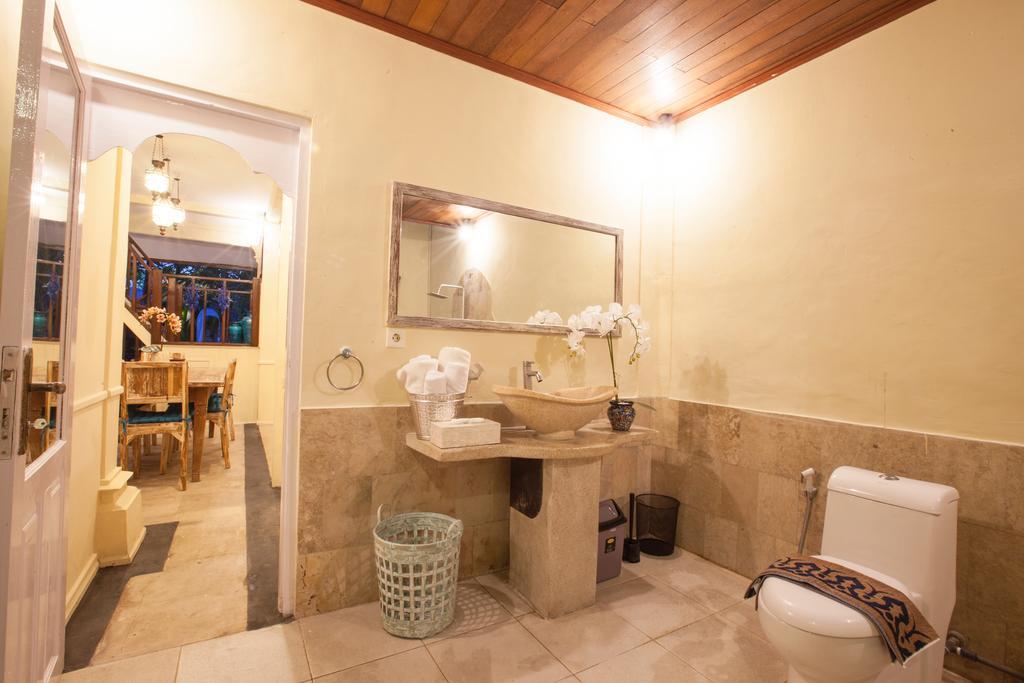 Villa Alam Biru Gardenia Семиньяк Экстерьер фото